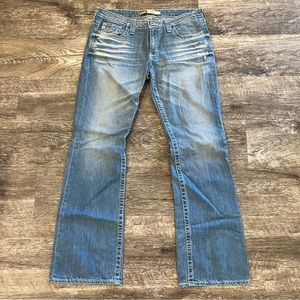 Big Star Remy Low Rise Fit Light Wash Denim Jeans in Size 32